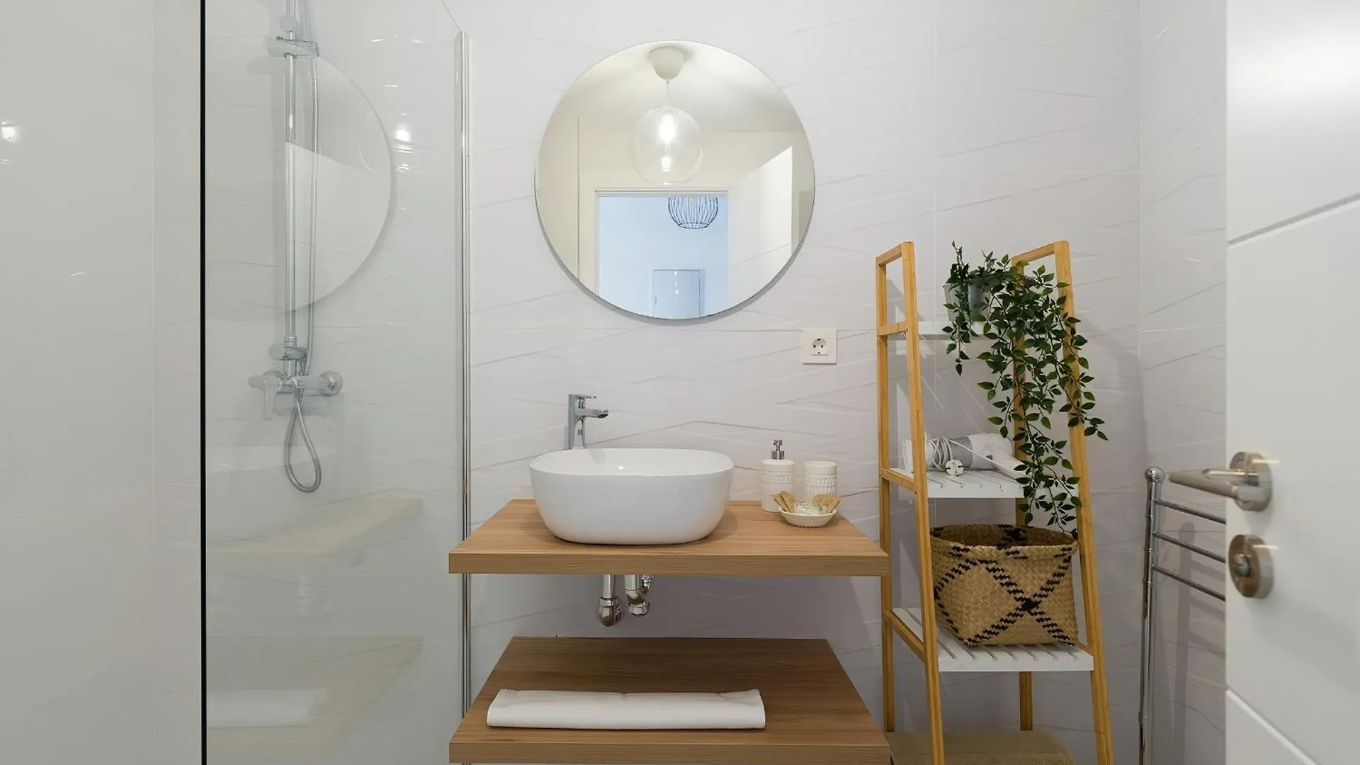 Relaxing Escape Senator-Pool View Villa Costa Teguise