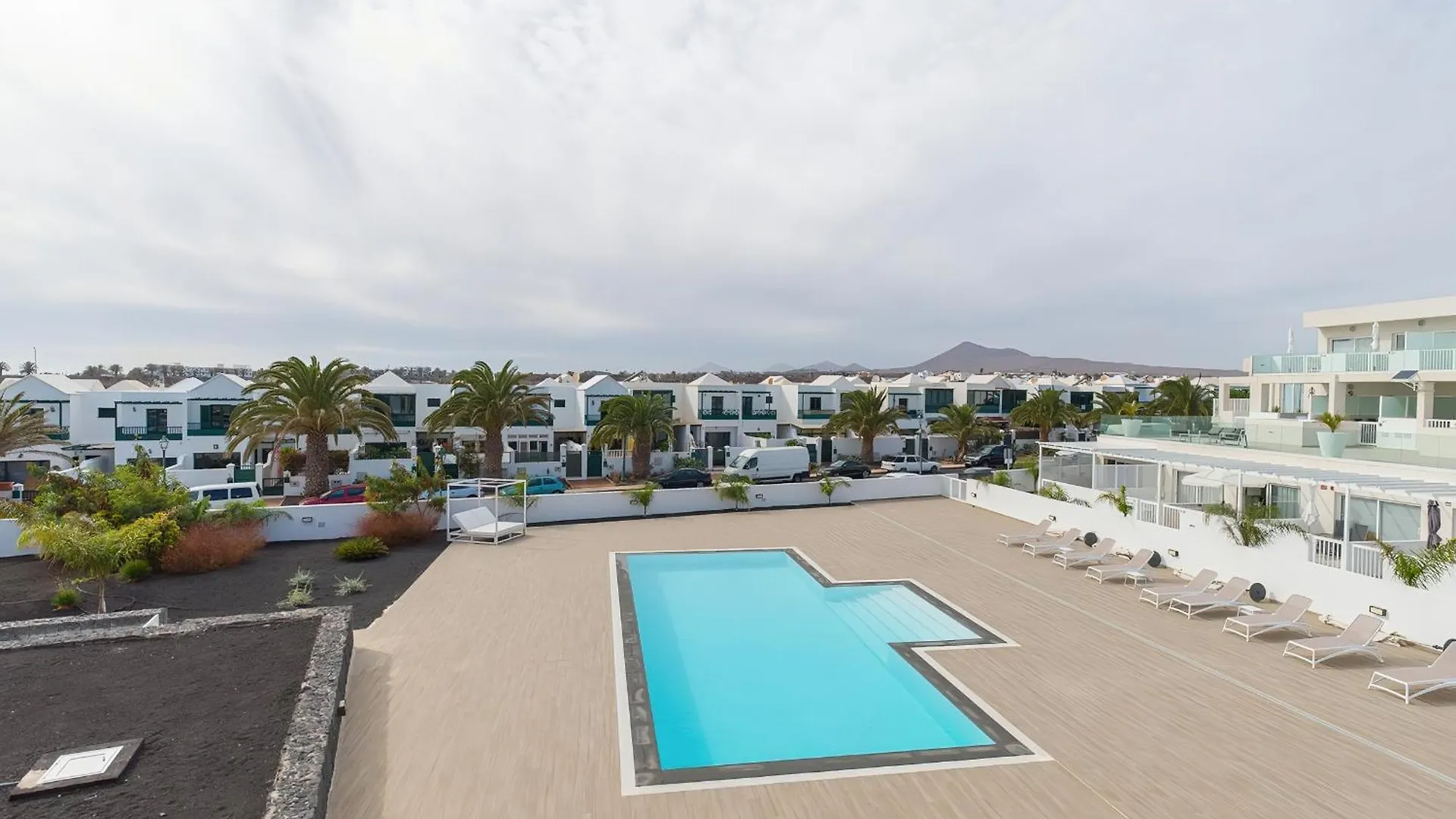 Relaxing Escape Senator-Pool View Villa Costa Teguise